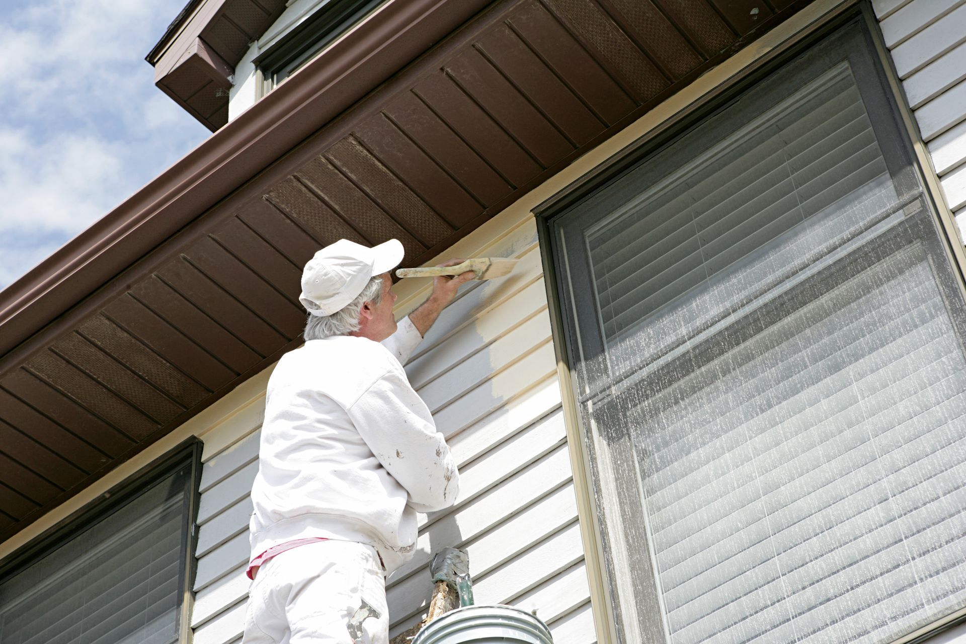 Exterior residential painting contractor