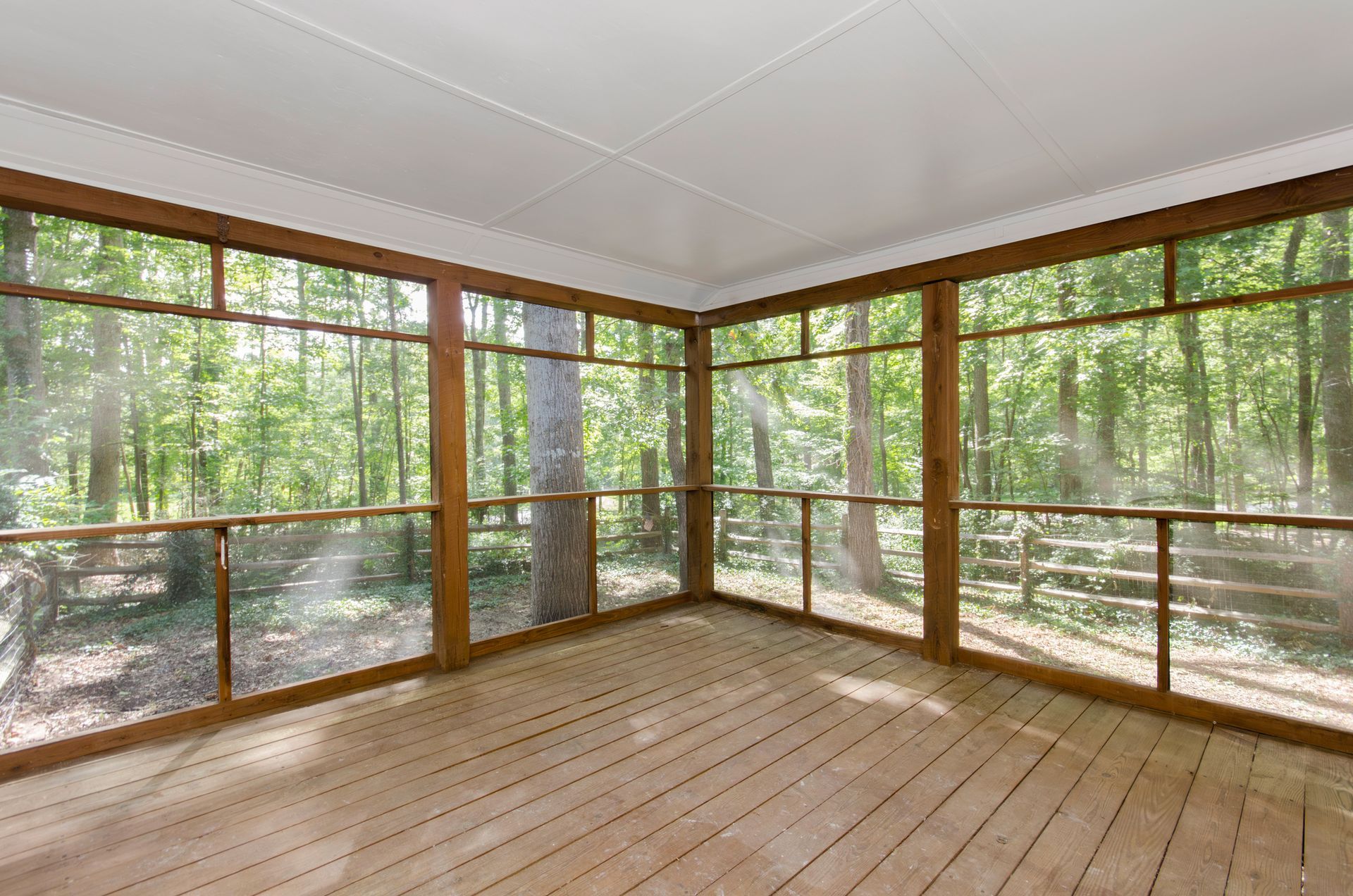 Screened-In Porch | Morgantown, WV | Barclay Construction LLC Screened-In Porch | Morgantown, WV | Barclay Construction LLC
