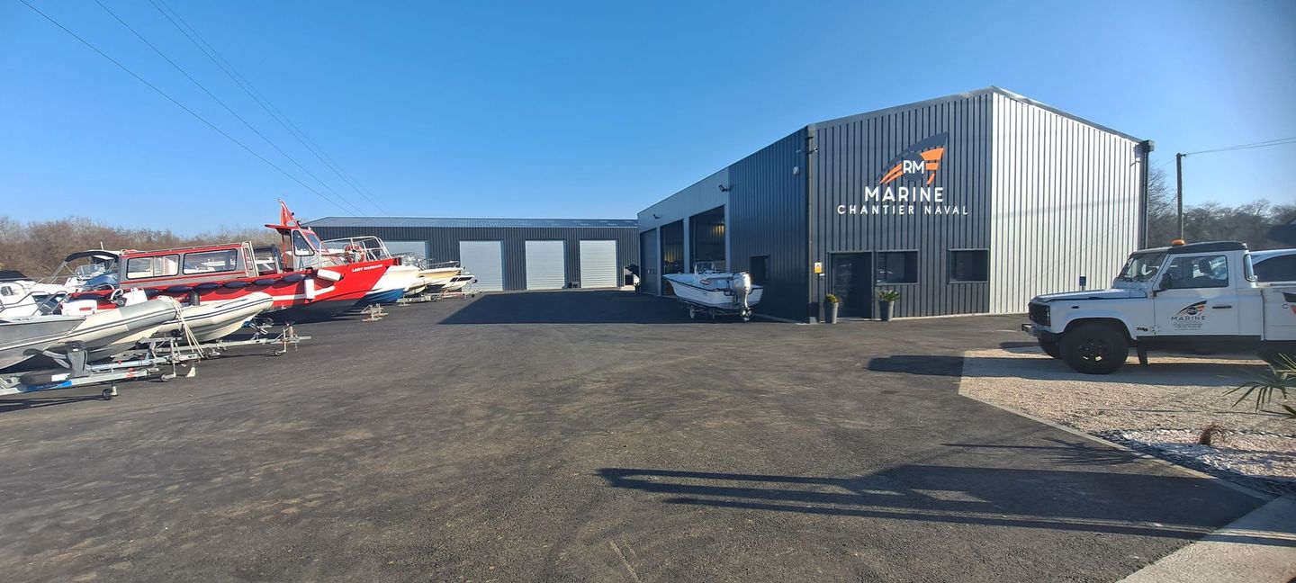 rm-marine,dinard,chantier-naval,vente-bateau-moteur,semi-rigide,zodiac,zeplin,lomac,bwa,ribcraft,bombard