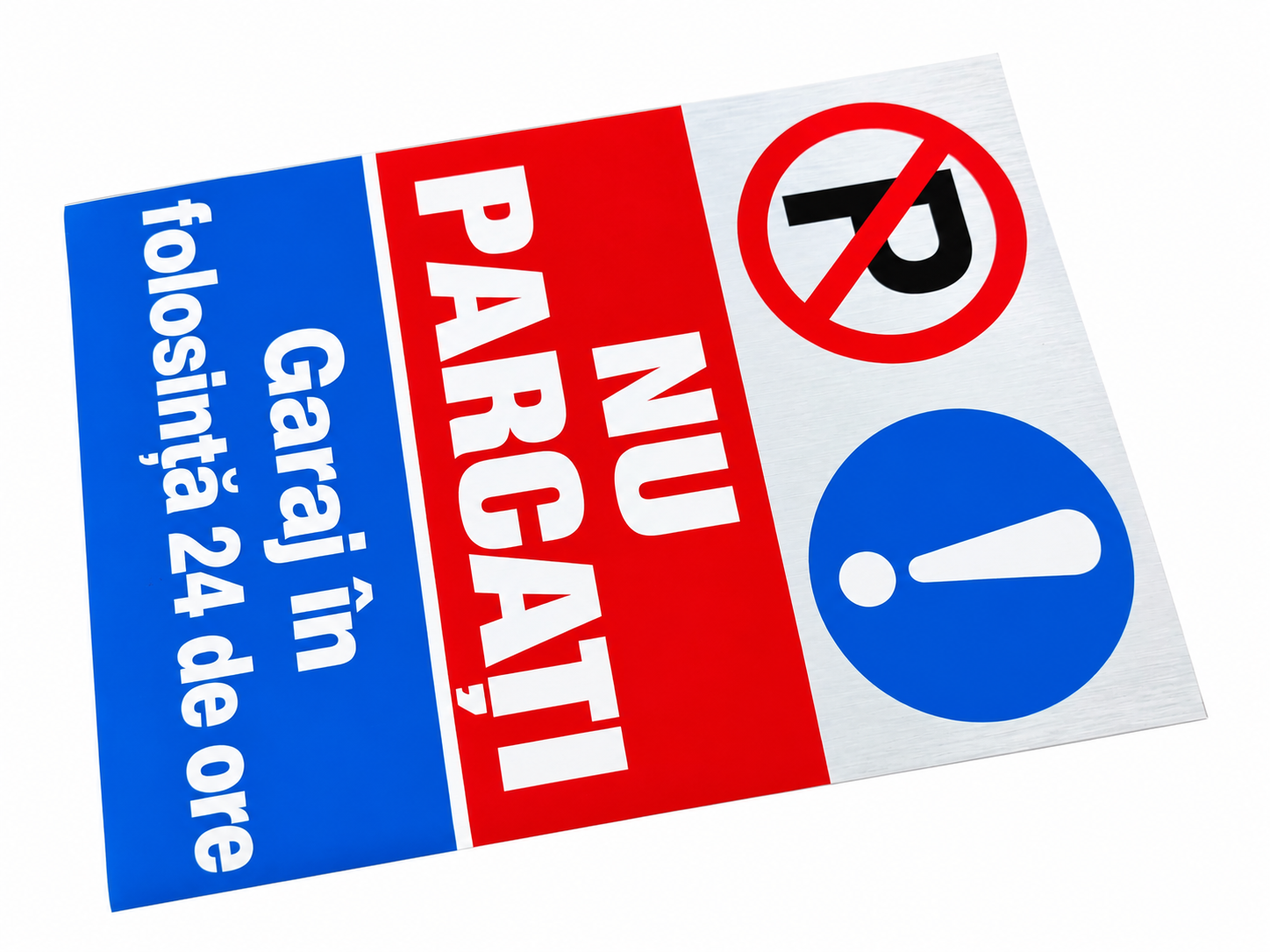 Finisaj mat antireflexiv: Spre deosebire de laminările lucioase sau plasticul standard, suprafața mată oferă o lizibilitate de 100% din orice unghi, fără reflexii provocate de soare sau de farurile mașinilor pe timp de noapte. Impact vizual de la 15 metri distanță: Dimensiunea generoasă A3 (29,7 x 42 cm) și grafica de contrast ridicat asigură observarea imediată a avertismentului de către șoferi înainte de a opri vehiculul. Compatibilitate facilă de montaj: Suportul rigid de 230 g/mp poate fi montat direct pe tablă cutată, porți secționale, garduri, uși de lemn sau rame de aluminiu folosind bandă dublu-adezivă de exterior, coliere zimțate sau ventuze de geam. Ghid pas cu pas: Cum se instalează indicatorul de parcare pe ușa garajului? Pentru o aderență optimă și o durată de viață maximă a indicatorului livrat de Stancu Print, parcurgeți următoarele etape recomandate de tehnicienii noștri.
