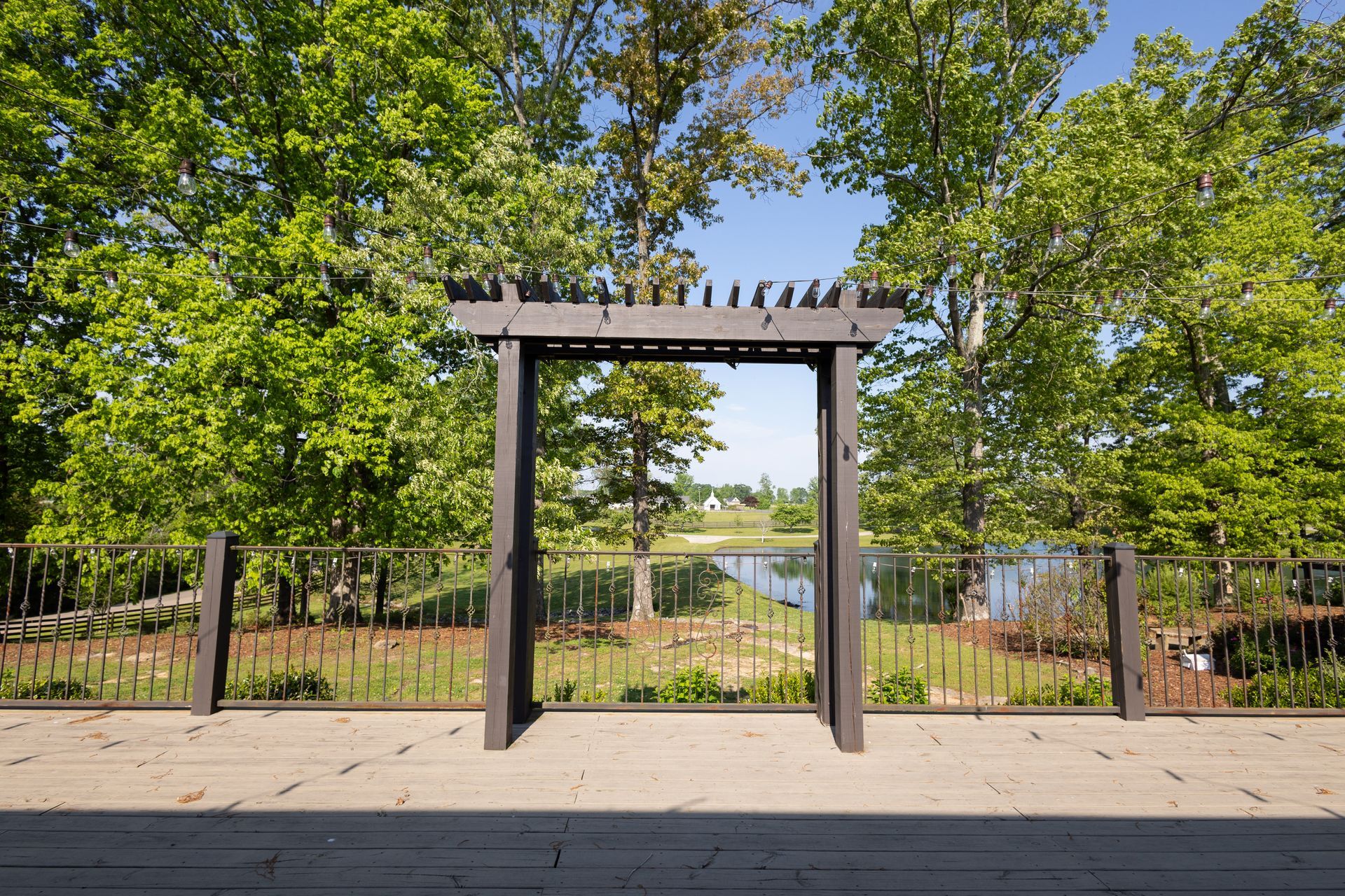 Stone Bridge Farms Lake Vue Back Porch