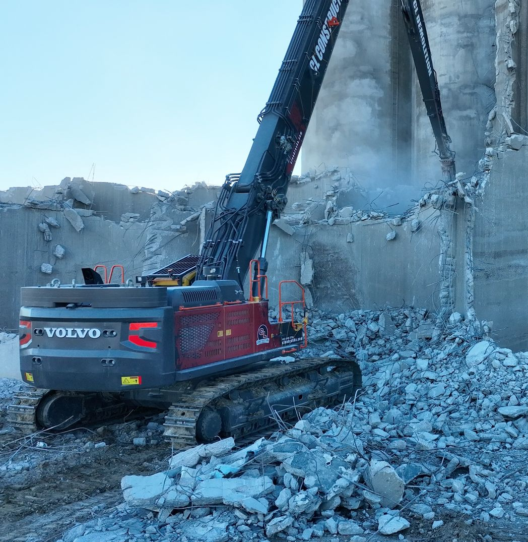 SILO DEMOLITION SERVICES IN THE MIDWEST CL CONSTRUCTION SILOS GRAIN ELEVATOR