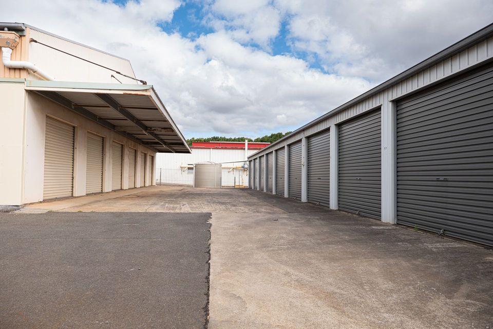 The storage sheds come in a large range of sizes.
