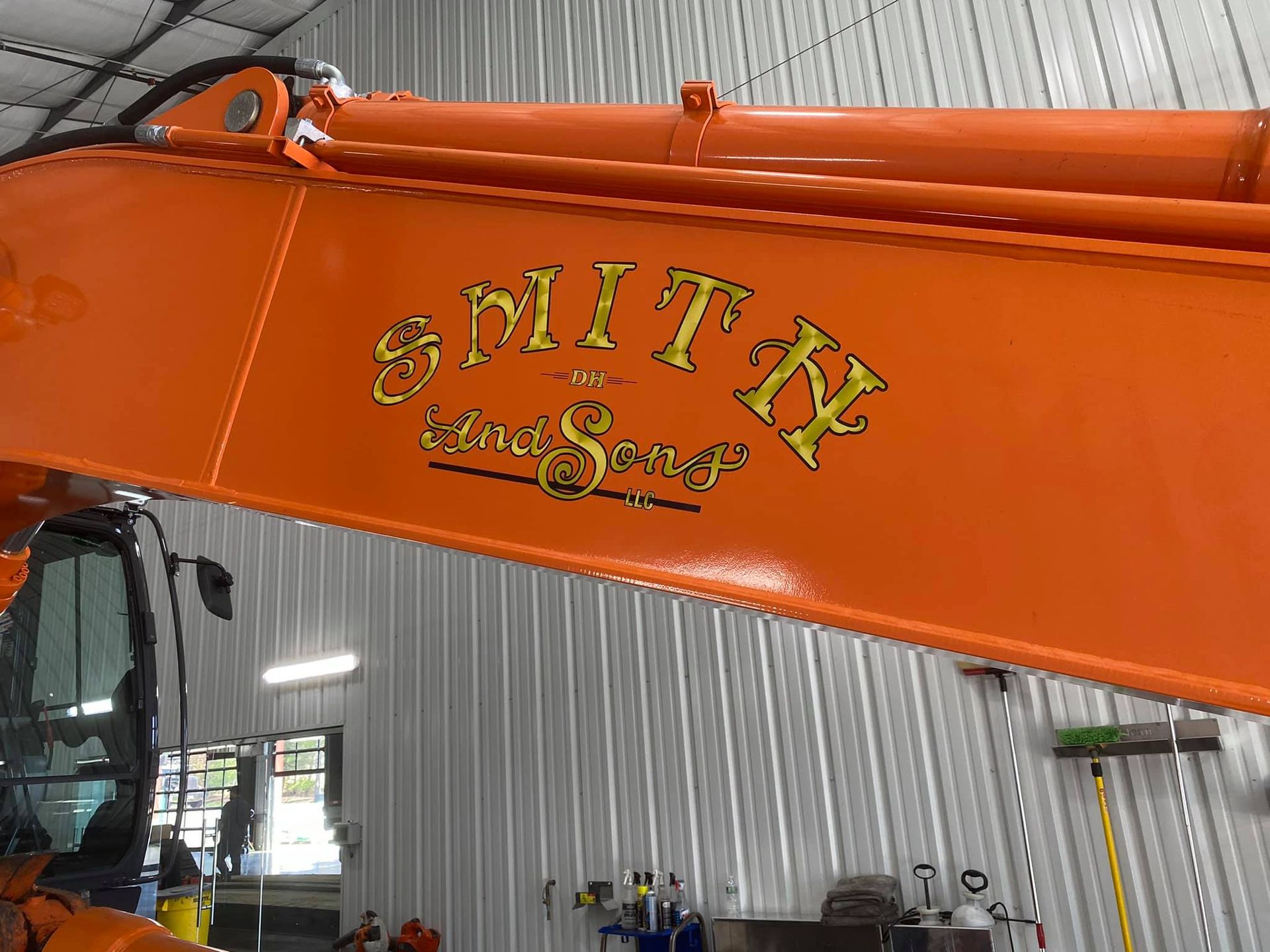 CBSign by Chris Berry: Equipment Lettering