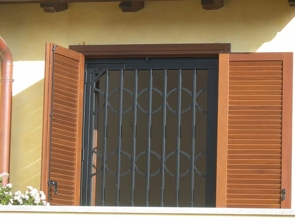 Grate di sicurezza a Roma Eur