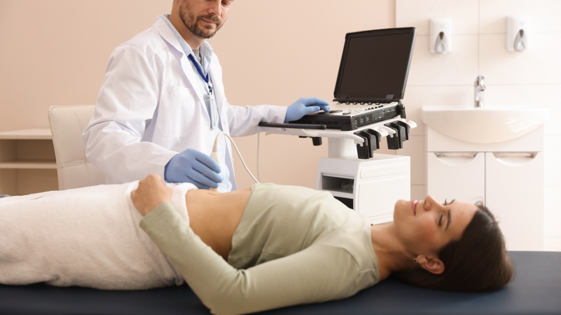 Abdominal ultrasound for abdominal pain diagnosis in Huntingdon Valley PA