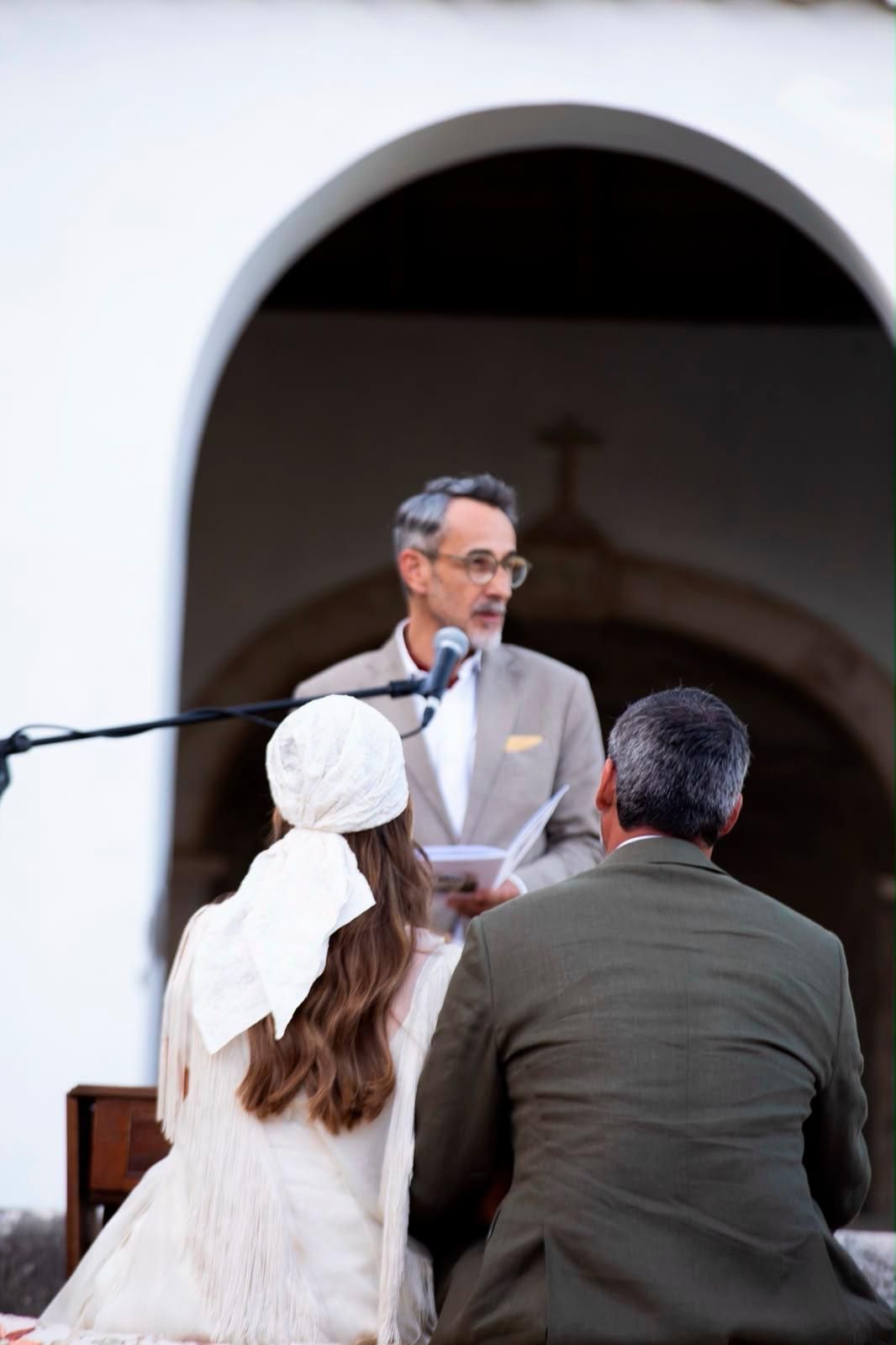 Sara and Gonçalo during their symbolic wedding ceremony, led by a celebrant in Portugal