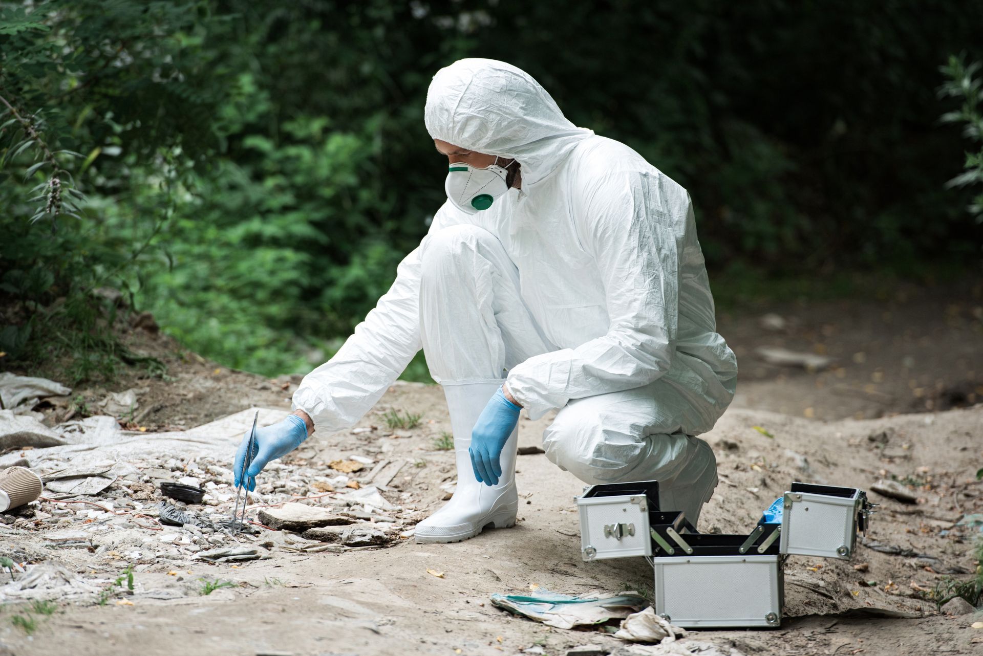 operatore per la bonifica di siti contaminati a Roma