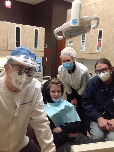 Dentist Explaining Tooth X-Rays to a Female Patient — Minnetonka, MN — Cendar Hill Dental Center Dentist Explaining Tooth X-Rays to a Female Patient — Minnetonka, MN — Cendar Hill Dental Center