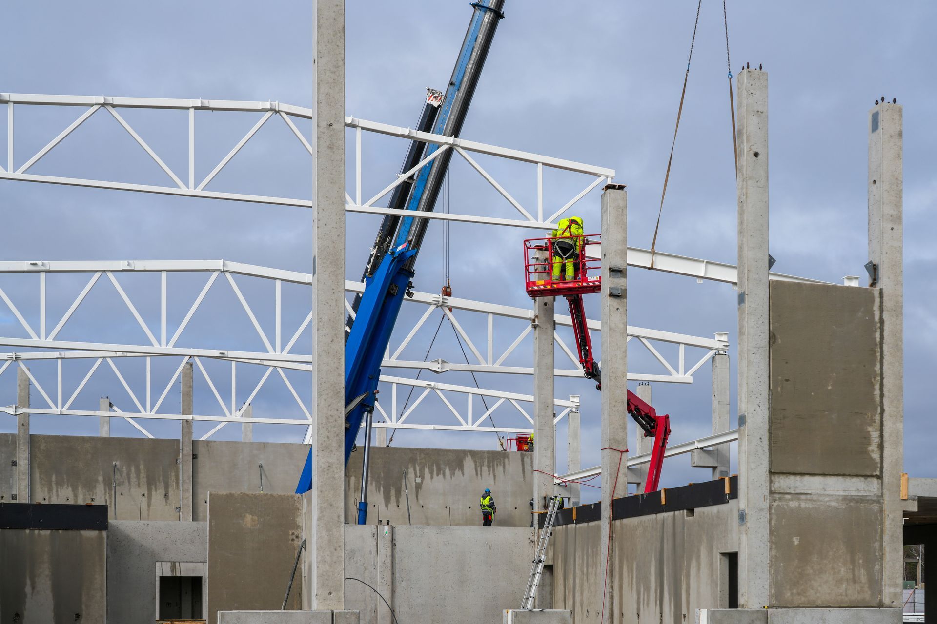 Construction Site With Concrete Walls — Kings Cranes in Gregory River, QLD