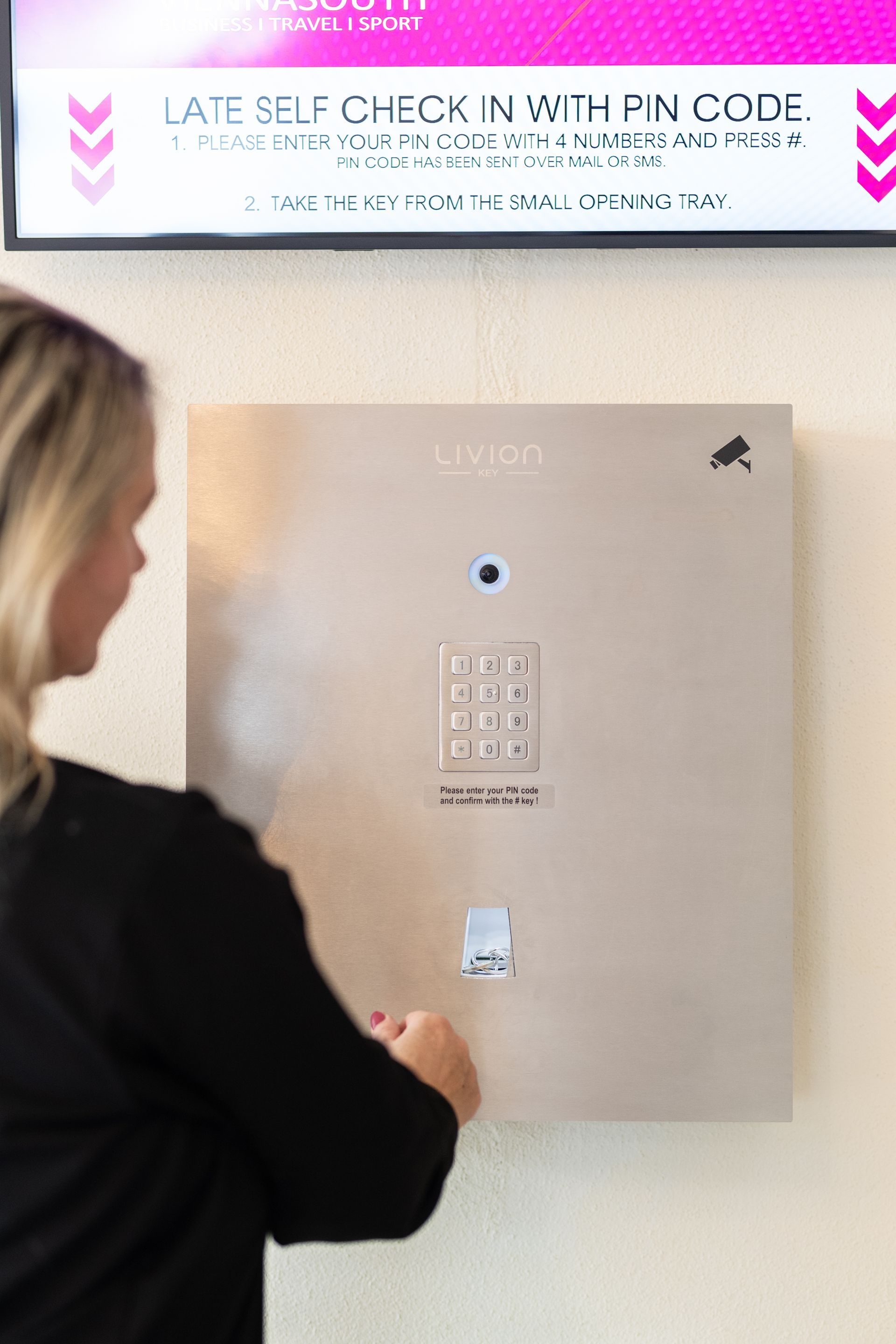 Schlüsselbox für Late Check In im Eingangsbereich Hotel Maria