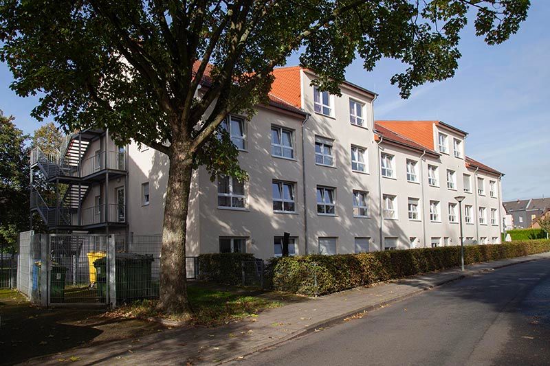 Altenheim, Seniorentreff am Buschkämpen in Oberhausen-Osterfeld, Vorderansicht