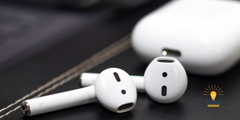 AirPods Keep Pausing and Playing Randomly AirPods Keep Pausing and Playing Randomly
