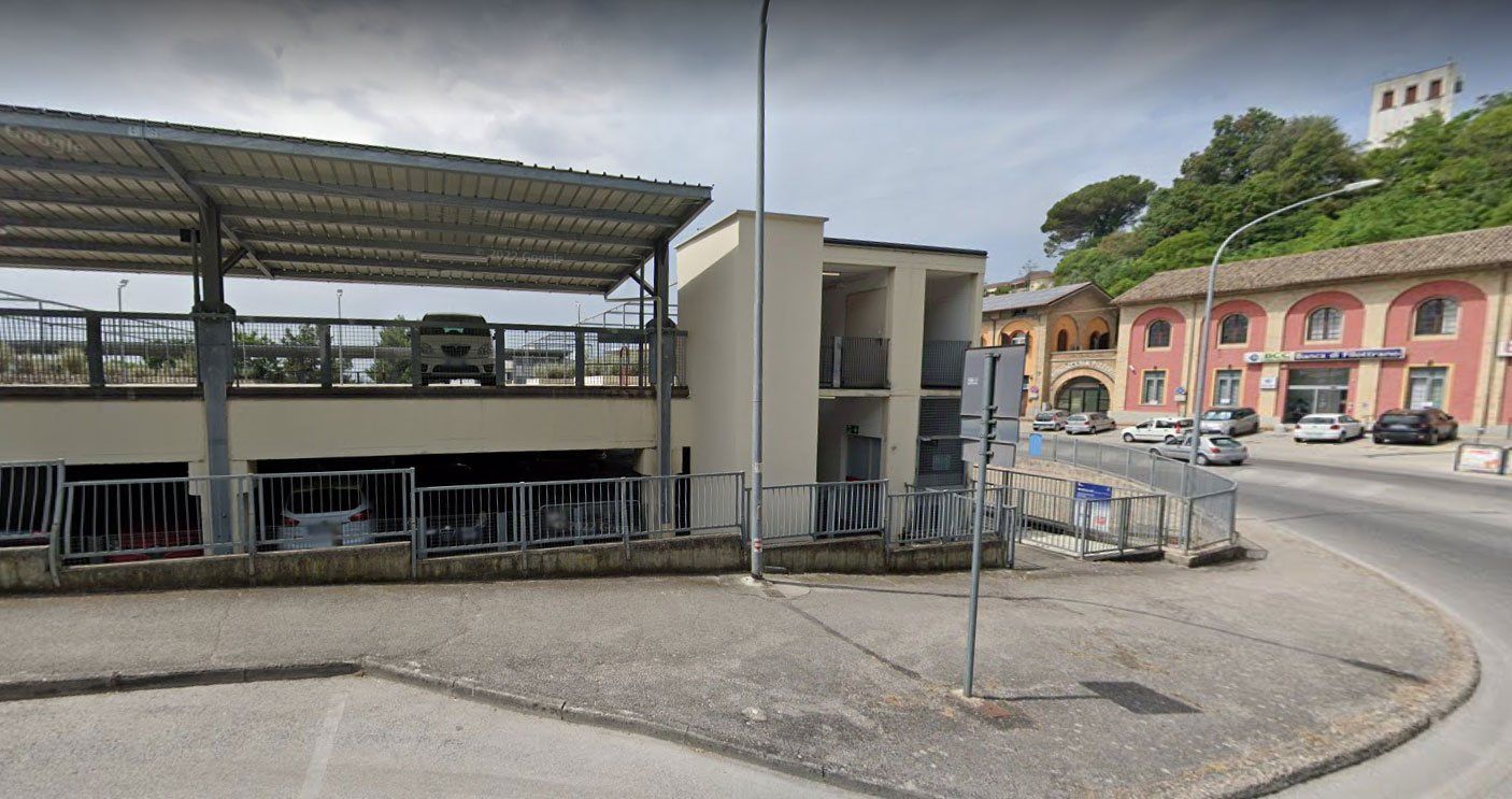 PARCHEGGIO OSIMO