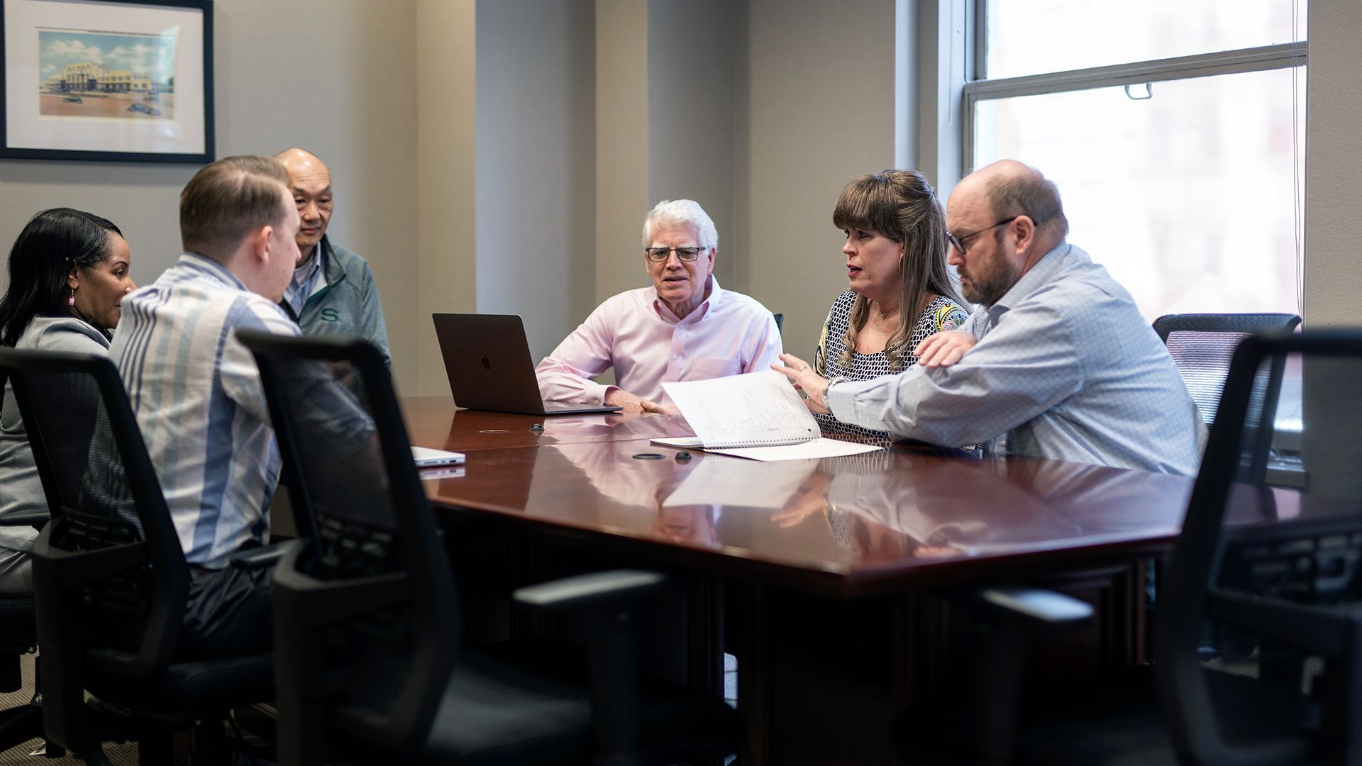 esperson flex team in meeting room
