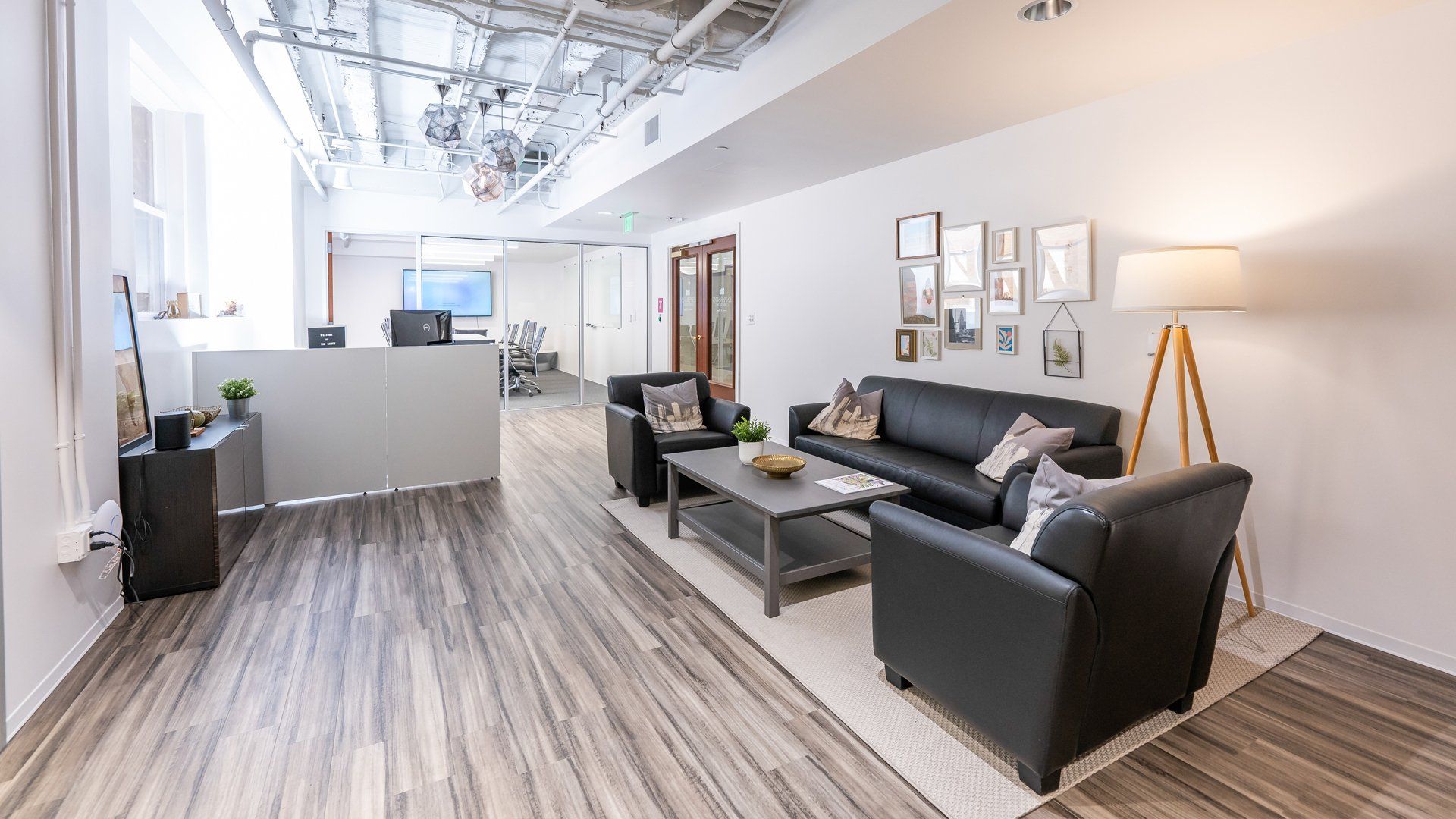 esperson flex lounge area