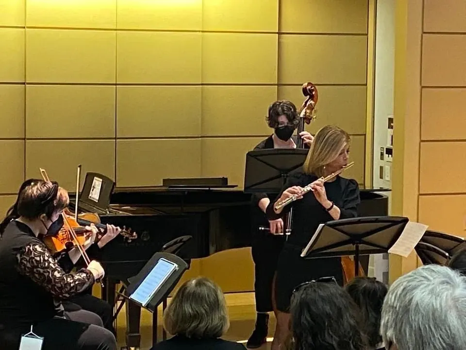Carla Auld, Flutist