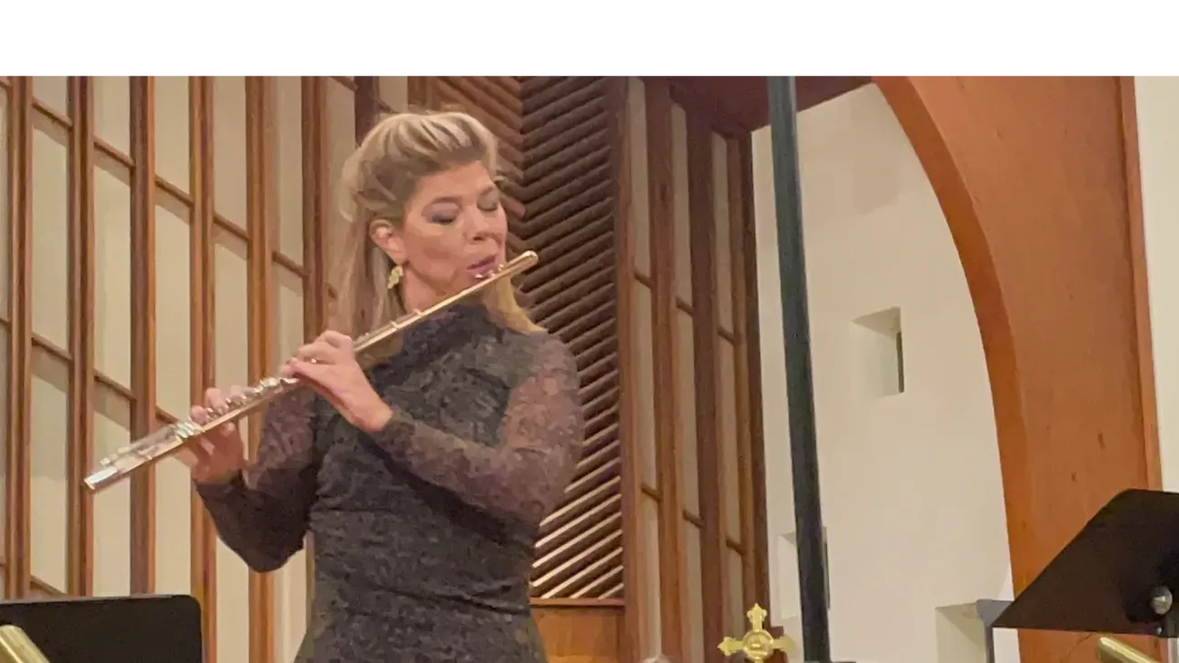 Carla Auld, Flutist