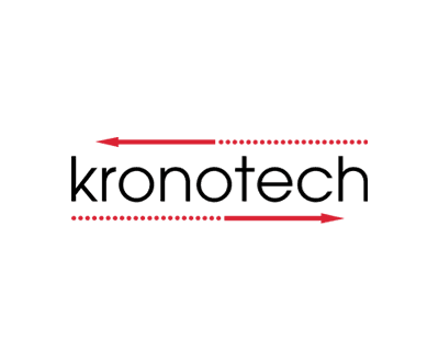 Logo Kronotech in lettere minuscole nere con frecce tratteggiate rosse sopra e sotto