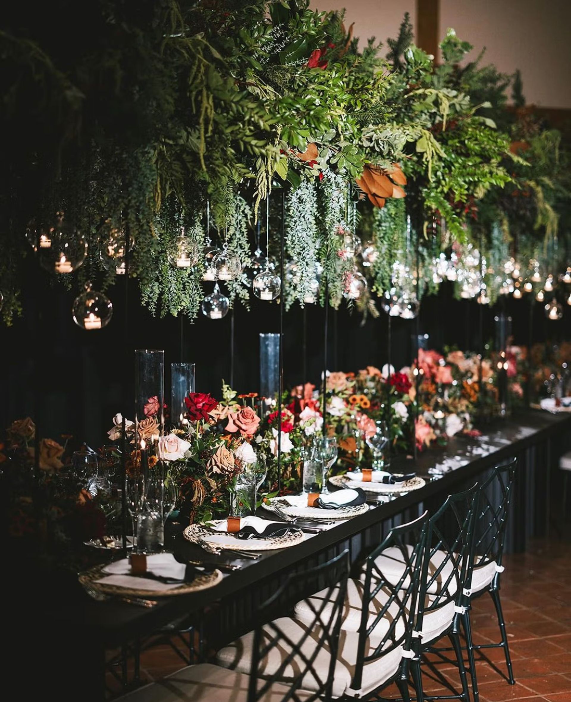 Suspended & Ceiling Flowers