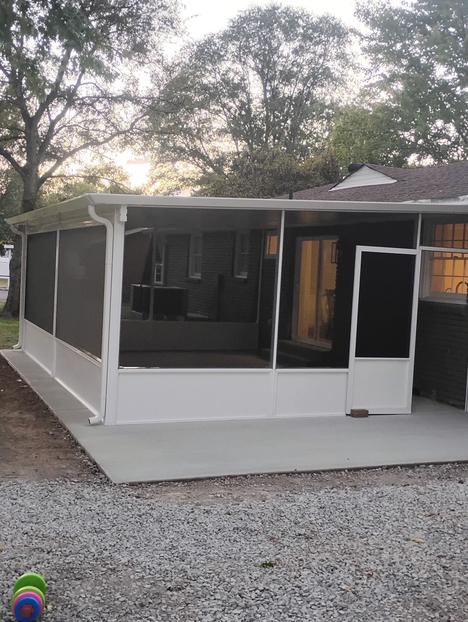 Outdoor screen enclosure blending style and functionality