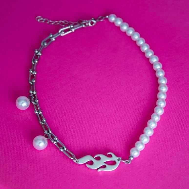 halsband av Anna Galuszka