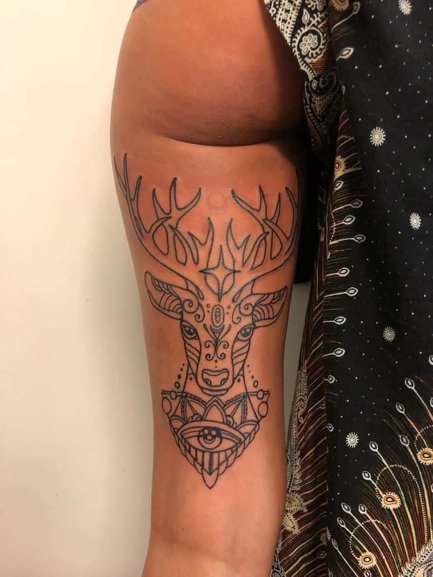 ett tatuerat ben av Dan Sapunar