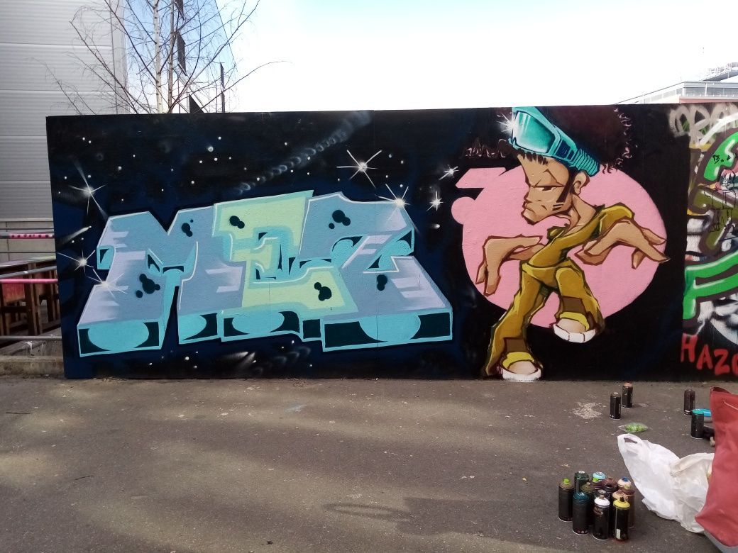 graffiti på mur utomhus, av Jonas Finnze