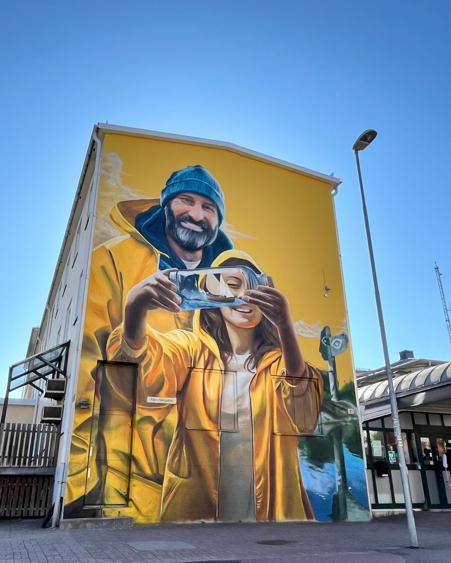 muralmålning på fasad