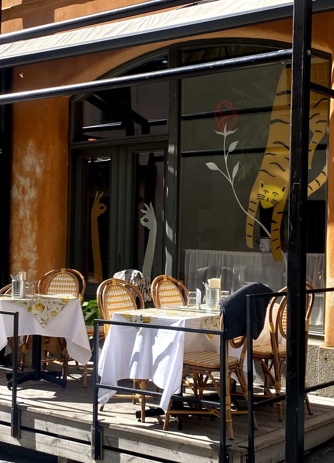 fönsterteckning restaurang