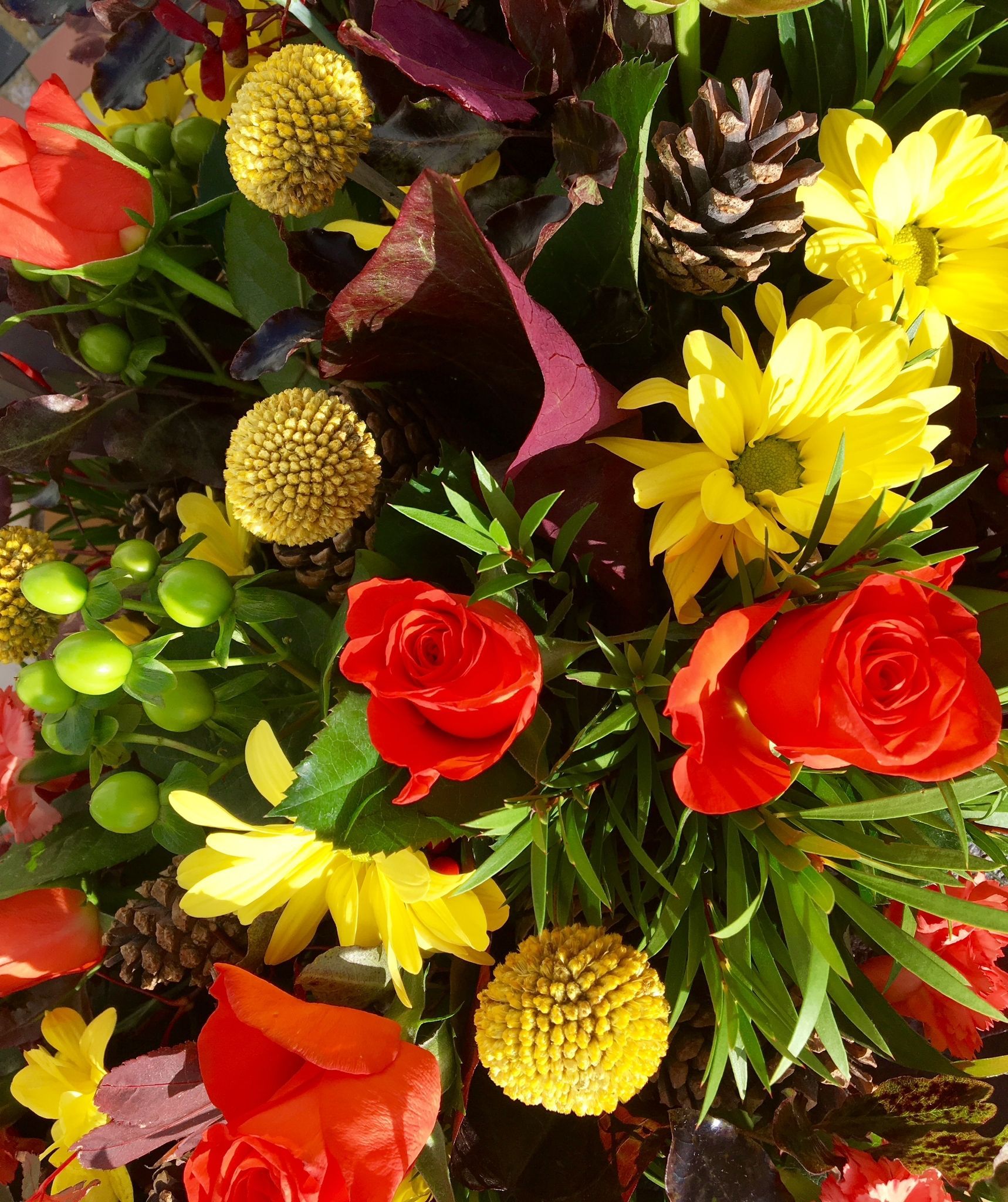 Fresh flowers, beautiful arrangements, and expert care. Riverside Flowers delivers vibrant blooms for gifts, events, and home decoration in Cornwall.