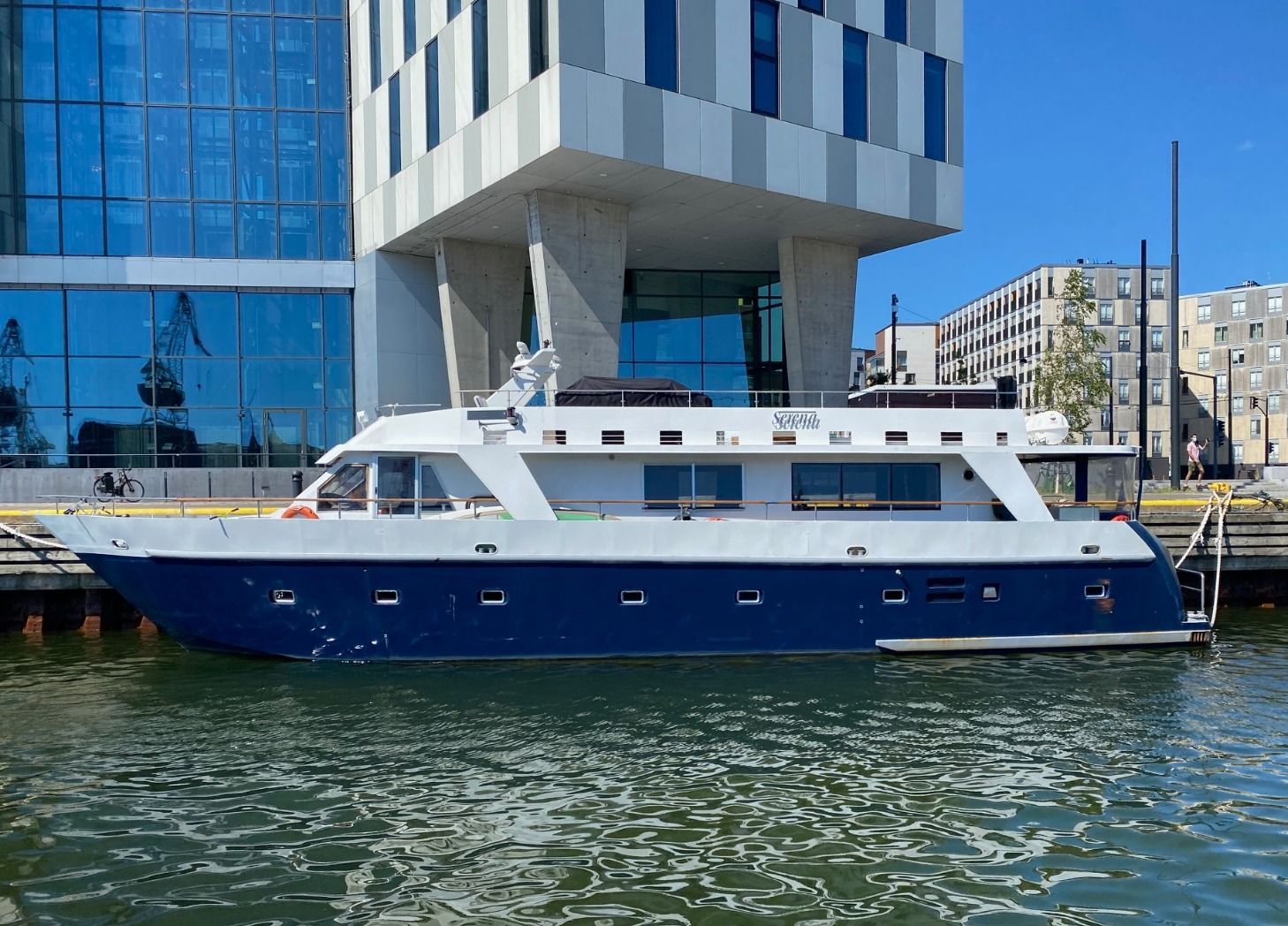 aQuablue Charter moottorivene vuokraus Helsinki