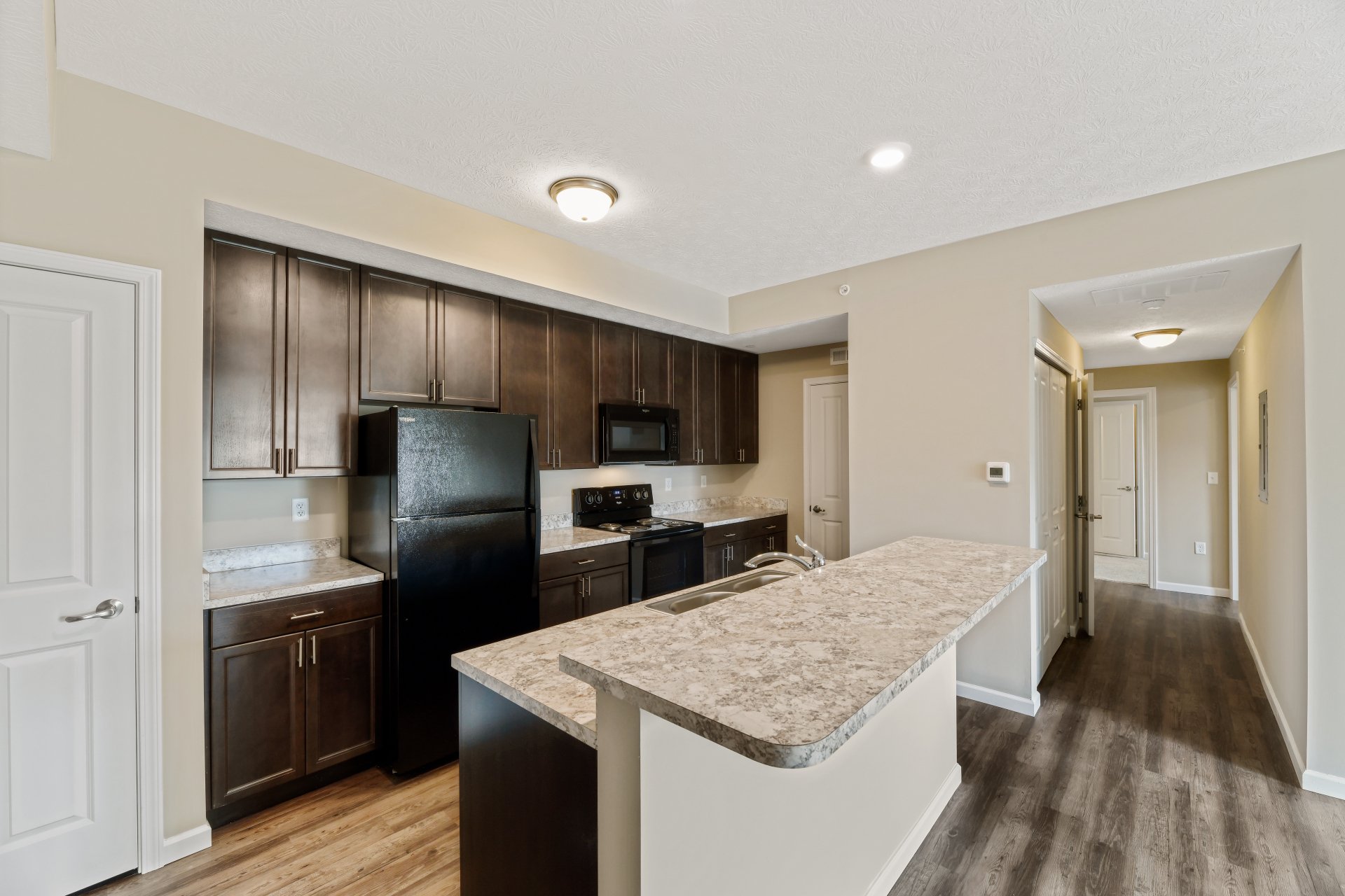 The Monarch Blacklick Creek Spacious Apartments in Blacklick, OH