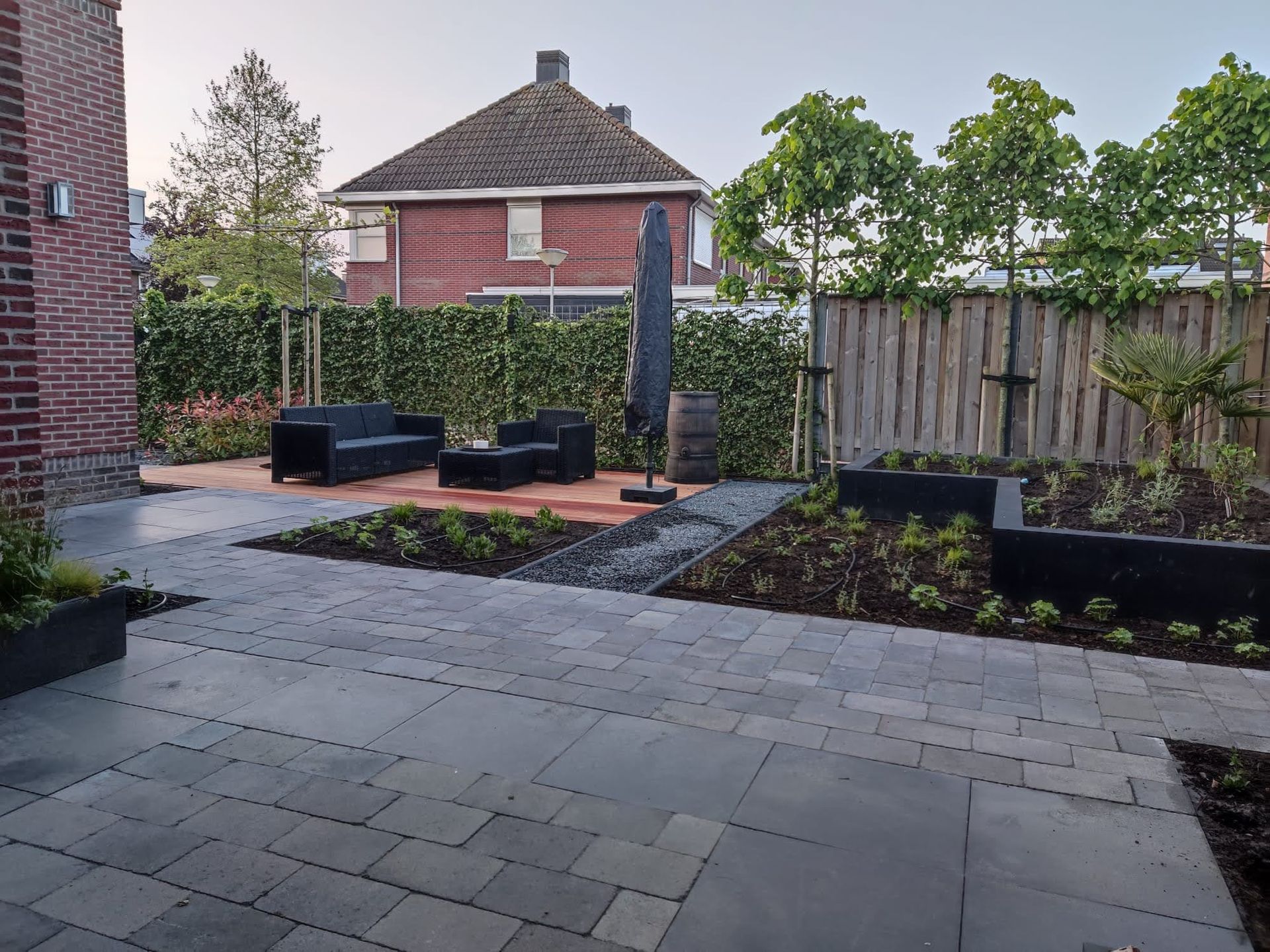 Hier is een tuinontwerp te zien