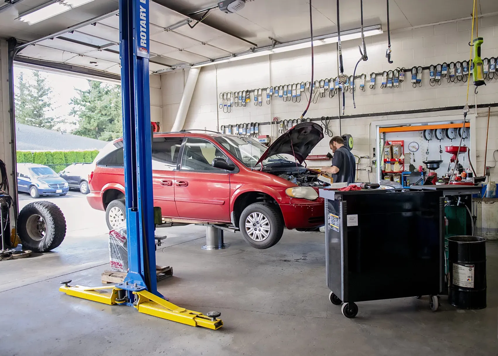 About Us Gallery | Marlin's Auto Service
