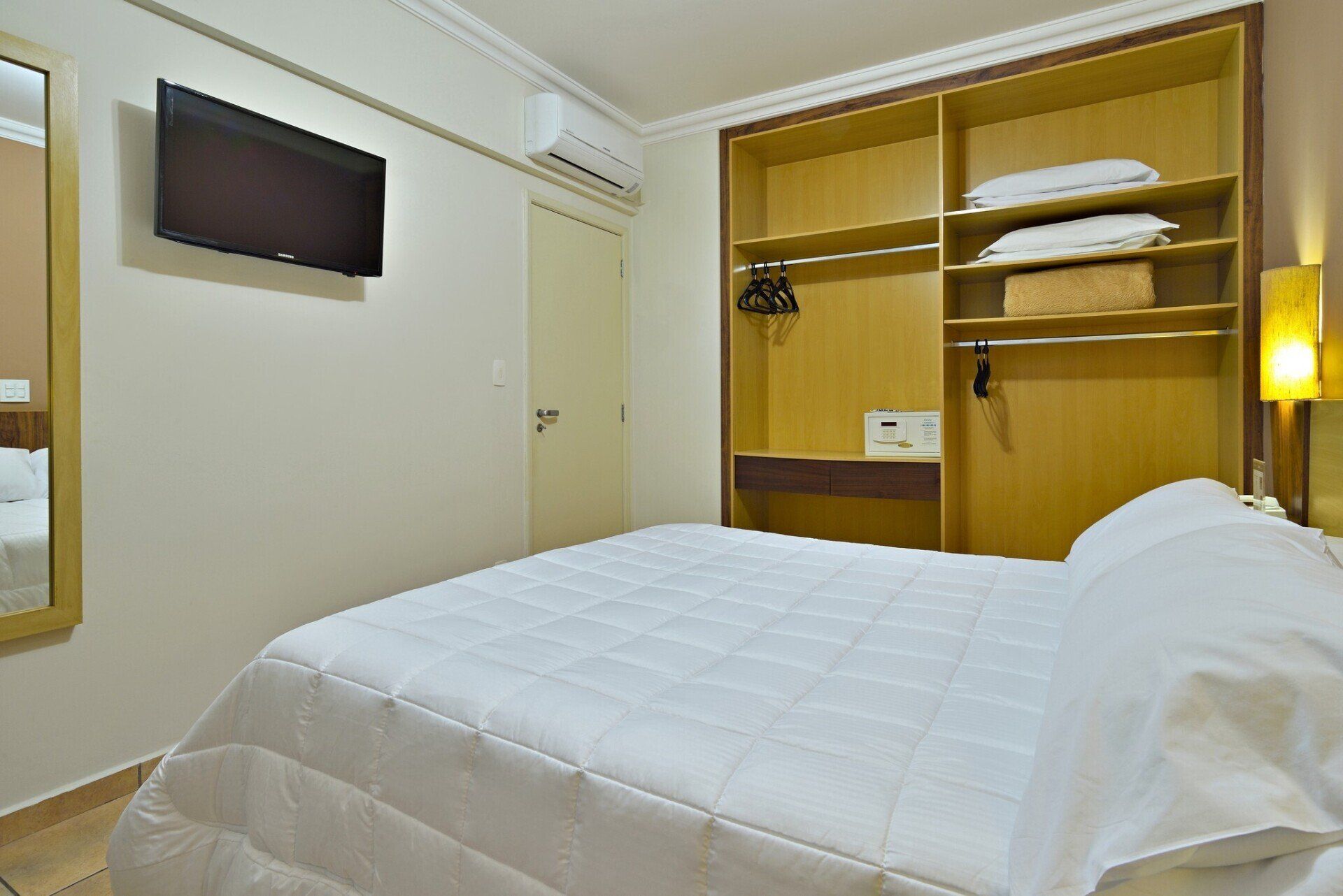 o Hotel