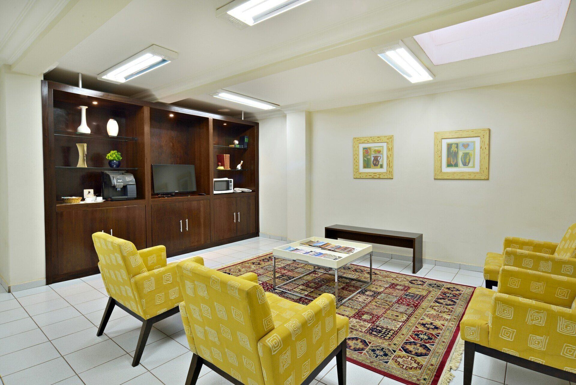 o Hotel