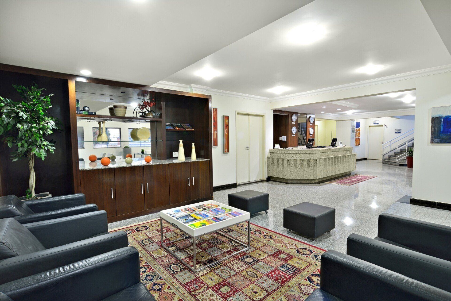 o Hotel