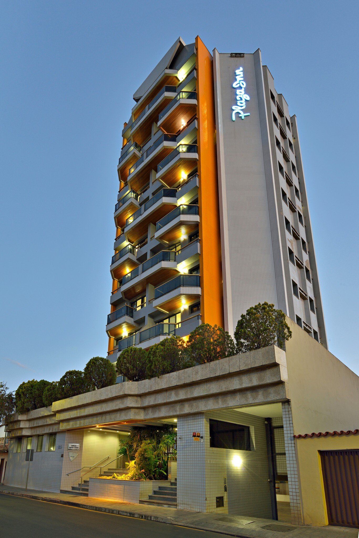 o Hotel