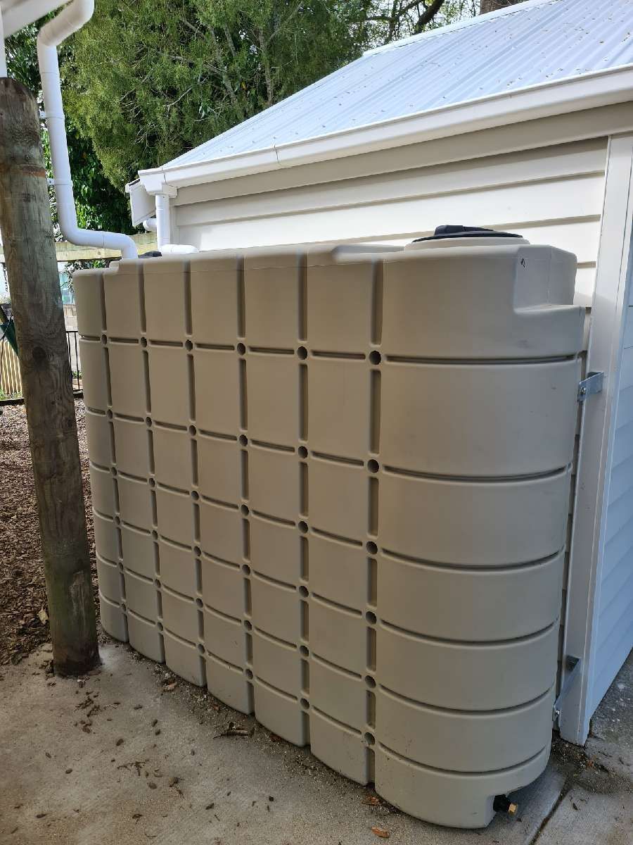 Rain water tanks