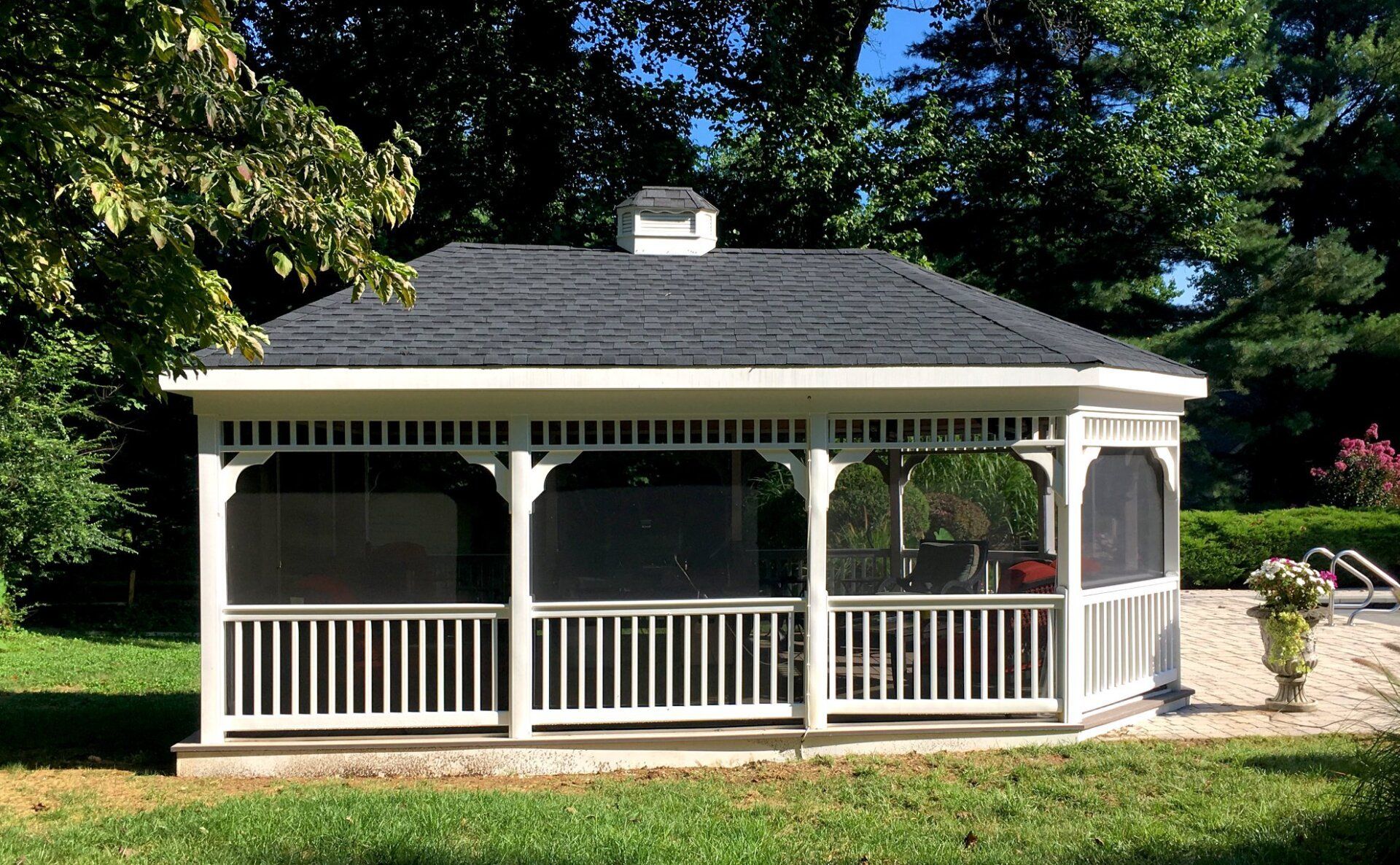 Sunroom Outside — Millersville, MD — Chesapeake Construction, Inc. Sunroom Outside — Millersville, MD — Chesapeake Construction, Inc.