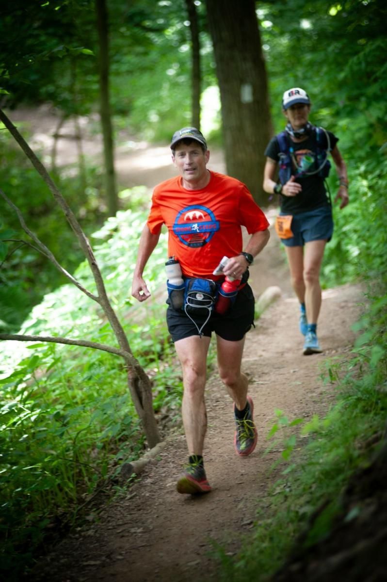 MO 100 runners