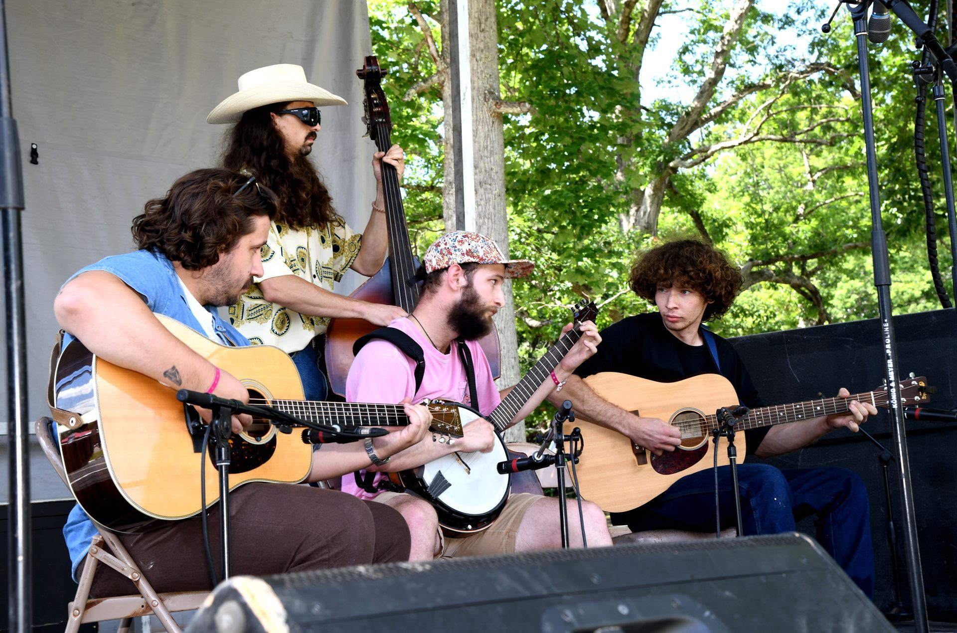 Acorn Stump performing at the Hootenanny