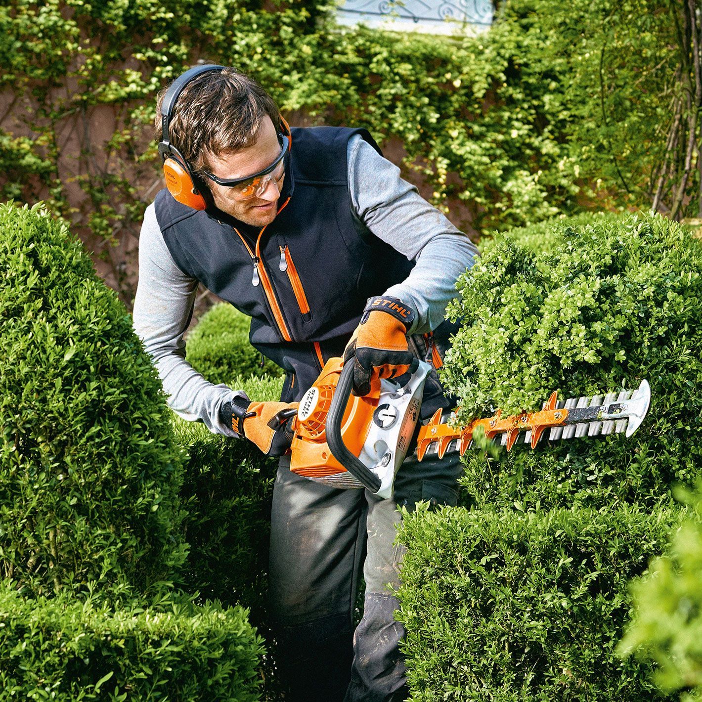 TECNIMOTOSIERRAS Distribuidor autorizado y especializado STIHL