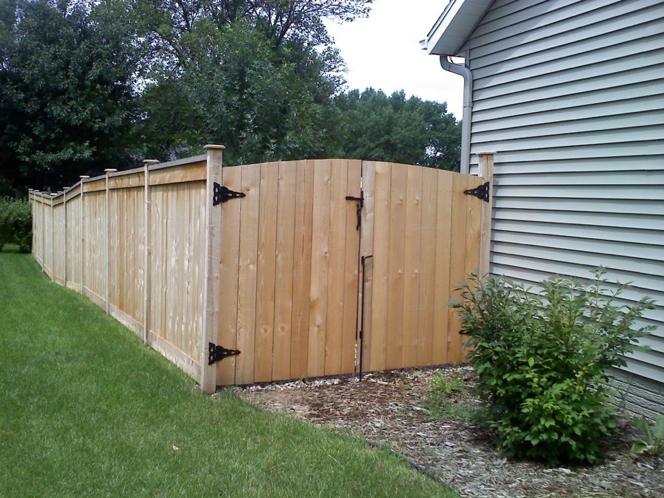 Fencing Cedar Rapids, IA Life Time Fence Co.