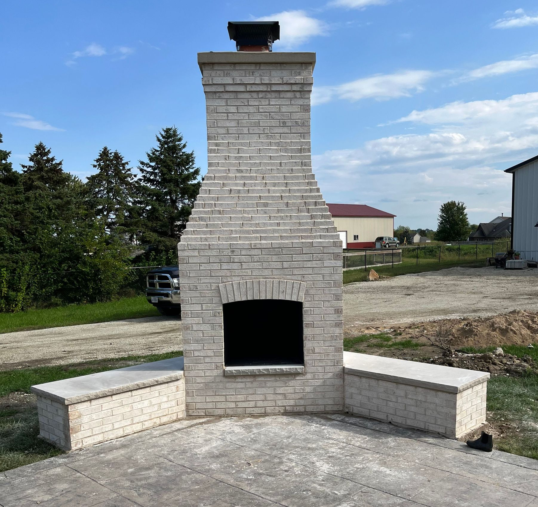 Outdoor fireplace construction near Chicago, IL