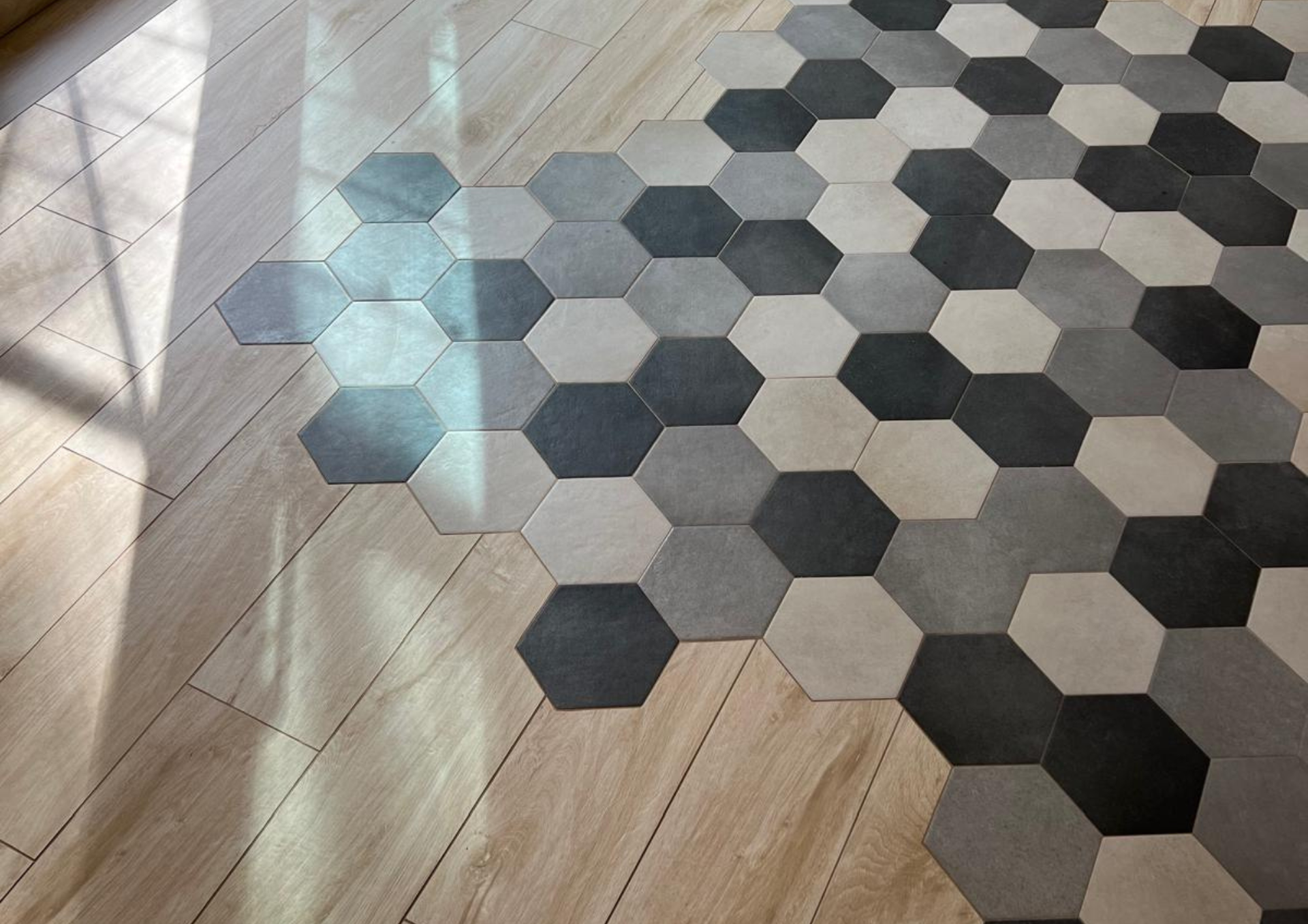 Mosaïque grise