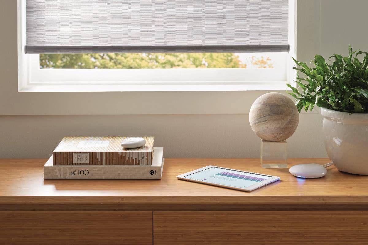 Hunter Douglas PowerView® Pebble® Remote near Spicewood, Texas (TX)