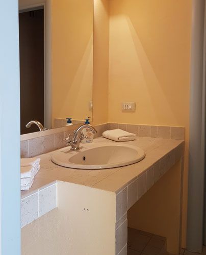 pivate bath room