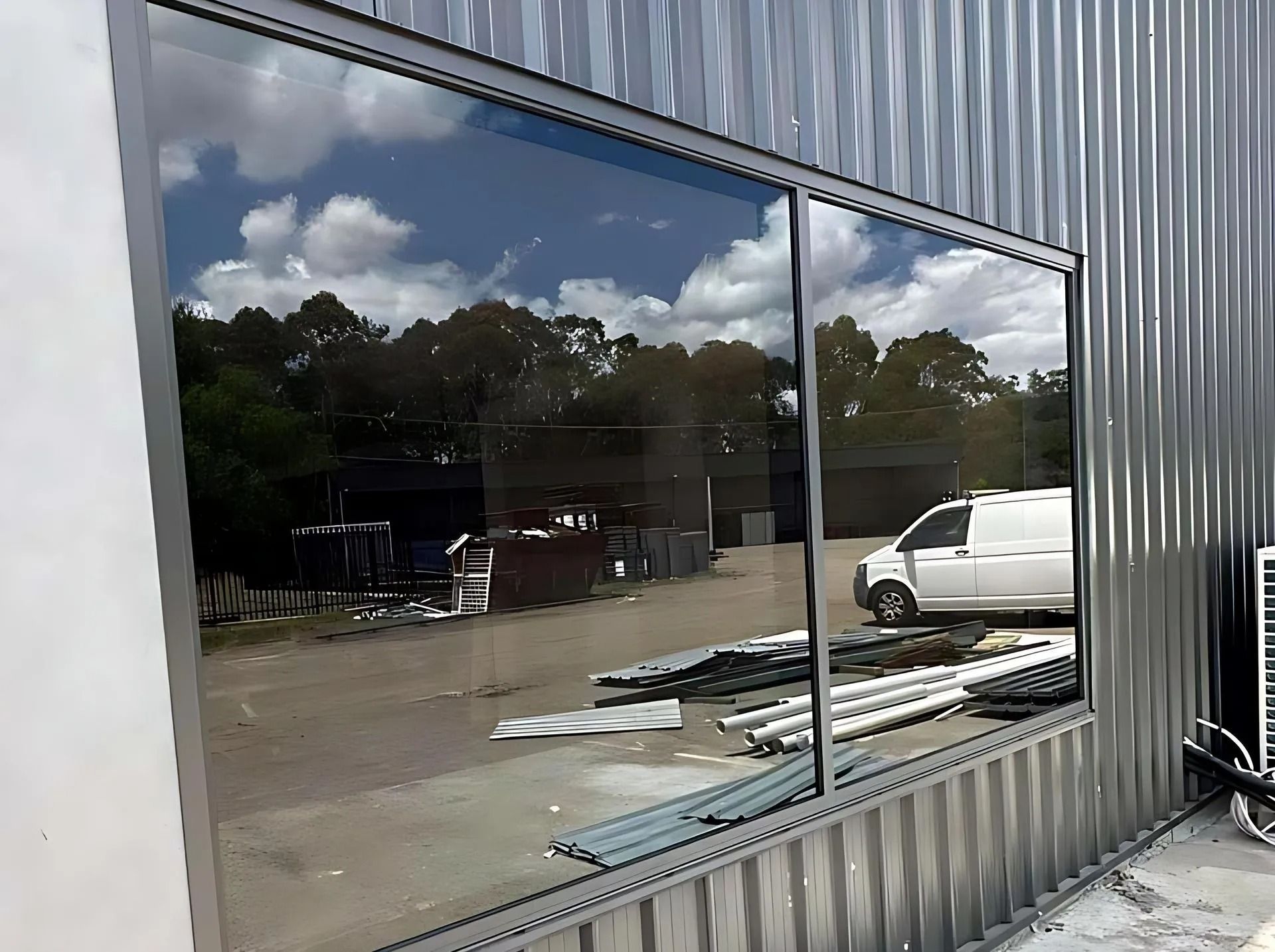 Large Window Glass in Cessnock